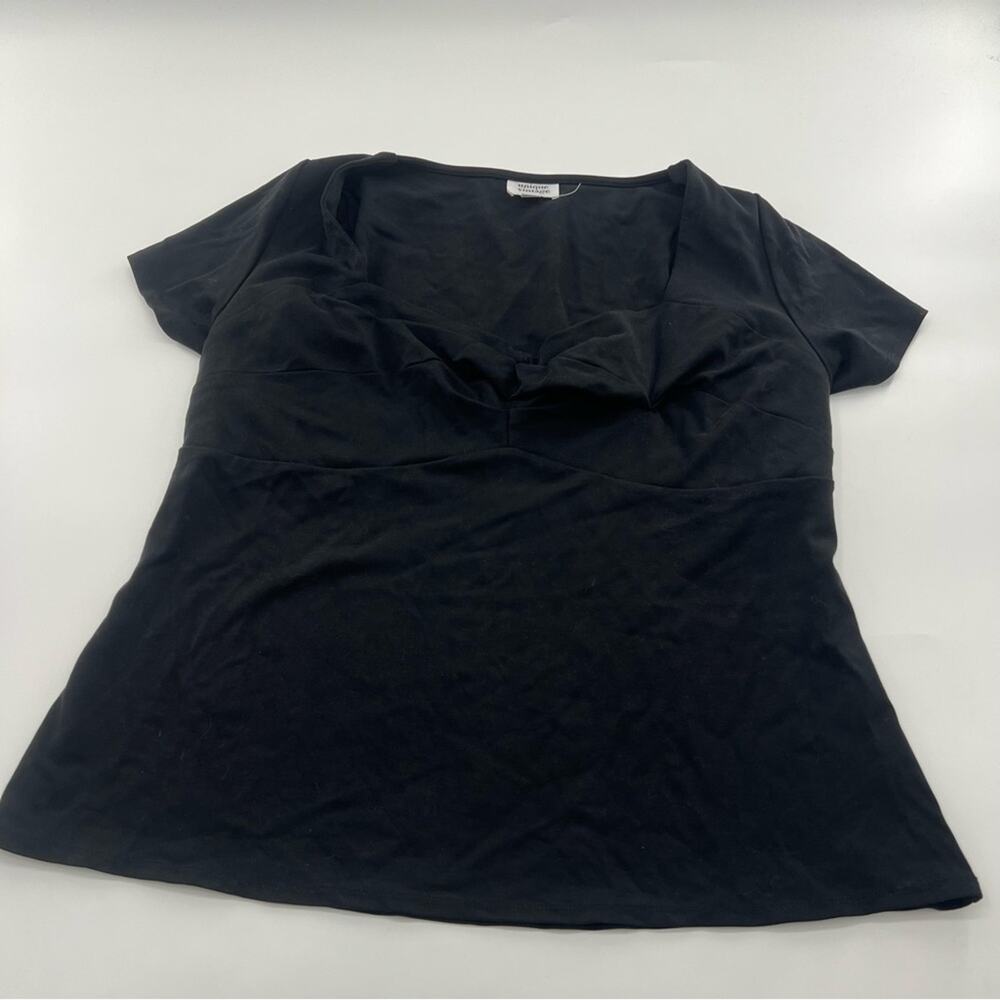 Unique Vintage Plus Size Black Top Shirt Women’s Short Sleeve Low Cut